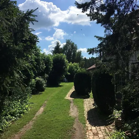 Gaestezimmer Mit Terrasse Apartment